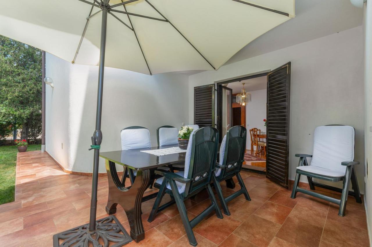 רוביני Holiday Apartment Suzana מראה חיצוני תמונה
