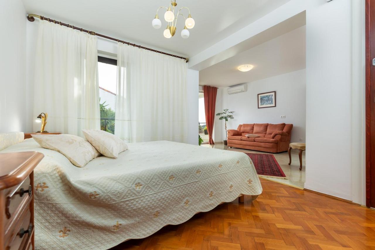 רוביני Holiday Apartment Suzana מראה חיצוני תמונה