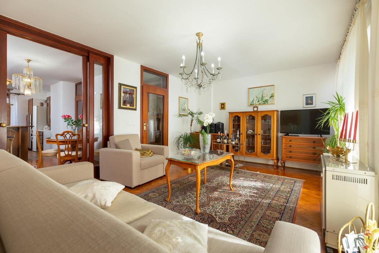 רוביני Holiday Apartment Suzana מראה חיצוני תמונה